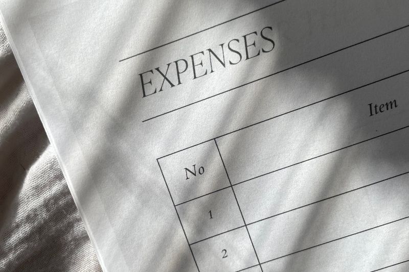 expenses tracking sheet